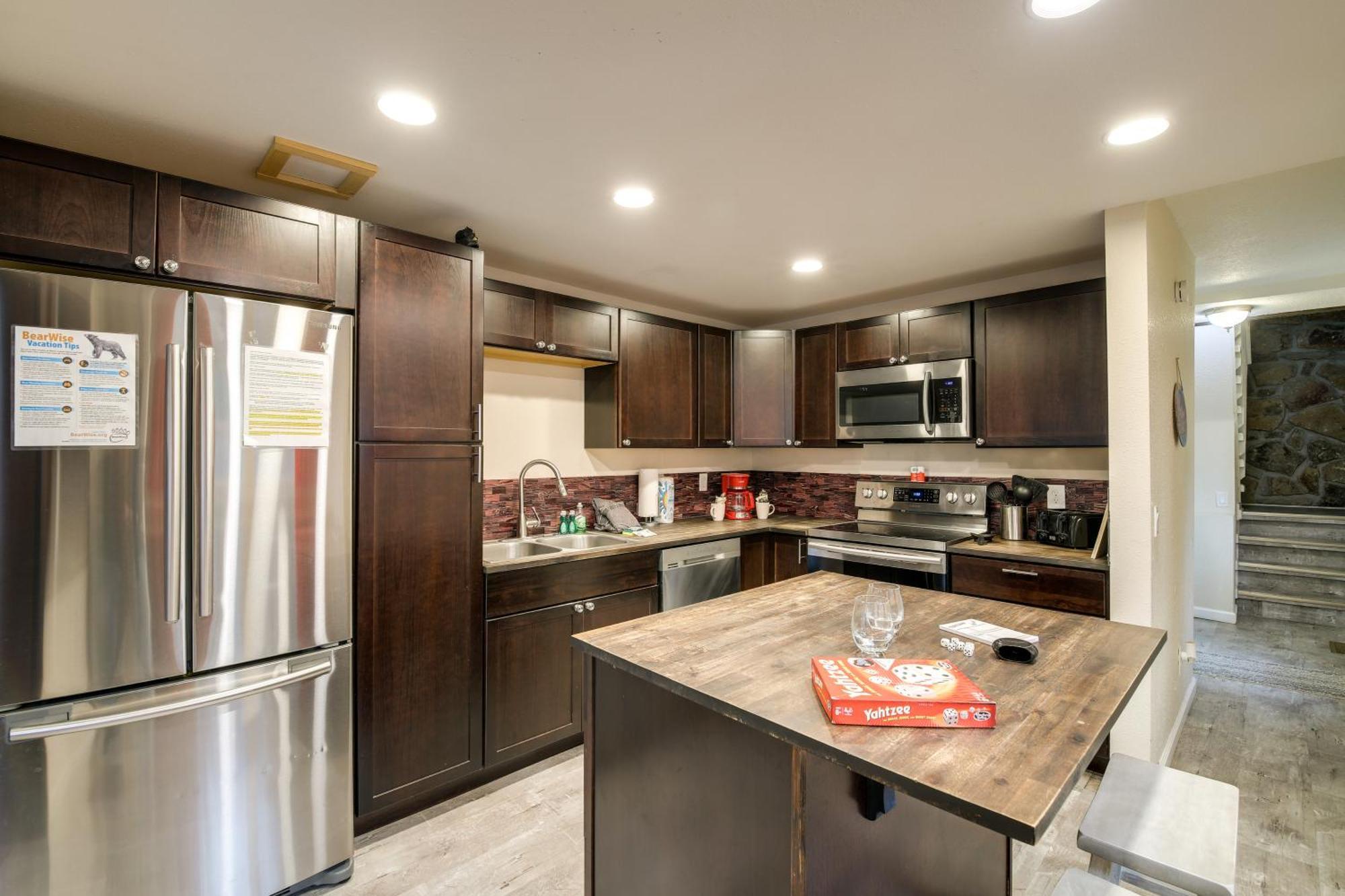 Updated Cobbly Nob Resort Home With Hot Tub! Gatlinburg Exterior foto